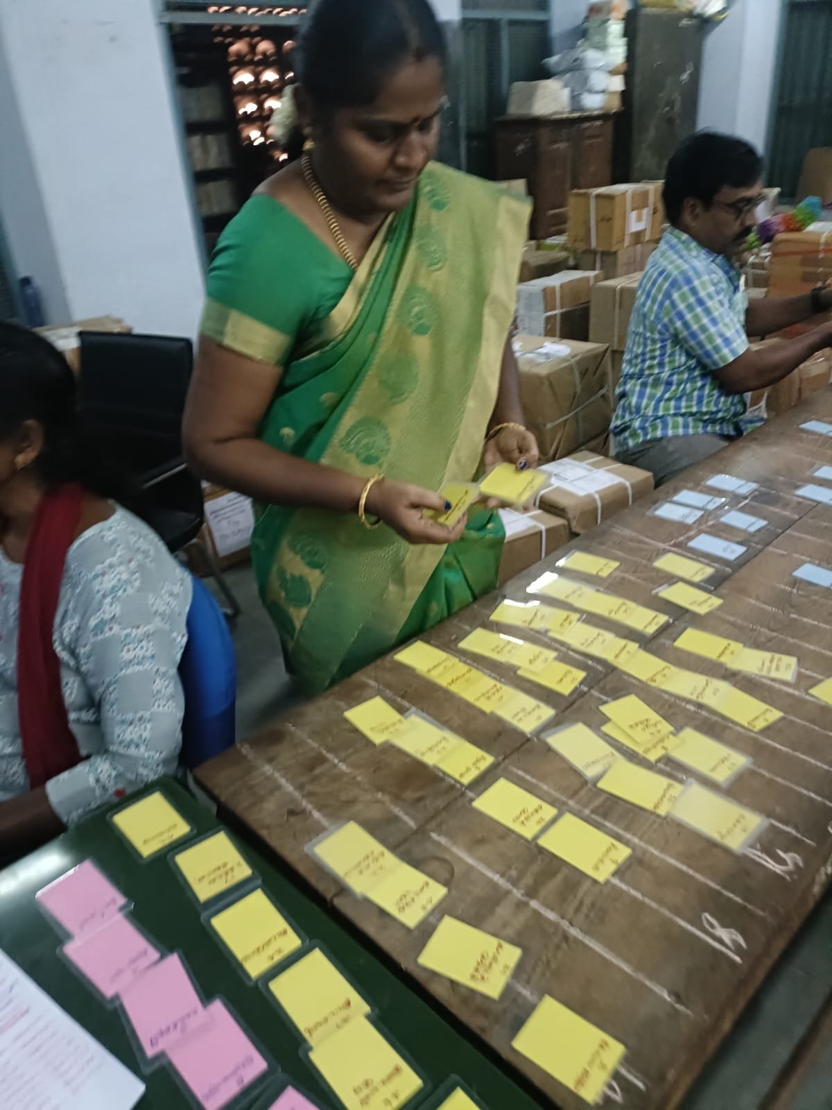 புதிய நூல்கள் பணி