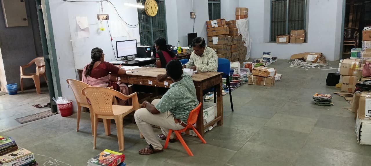 25-26 ம் ஆண்டு வெளிப்படைத்தண்மை நூல்கள் நூலகம் வாரியாக பிரிக்கும் பணி